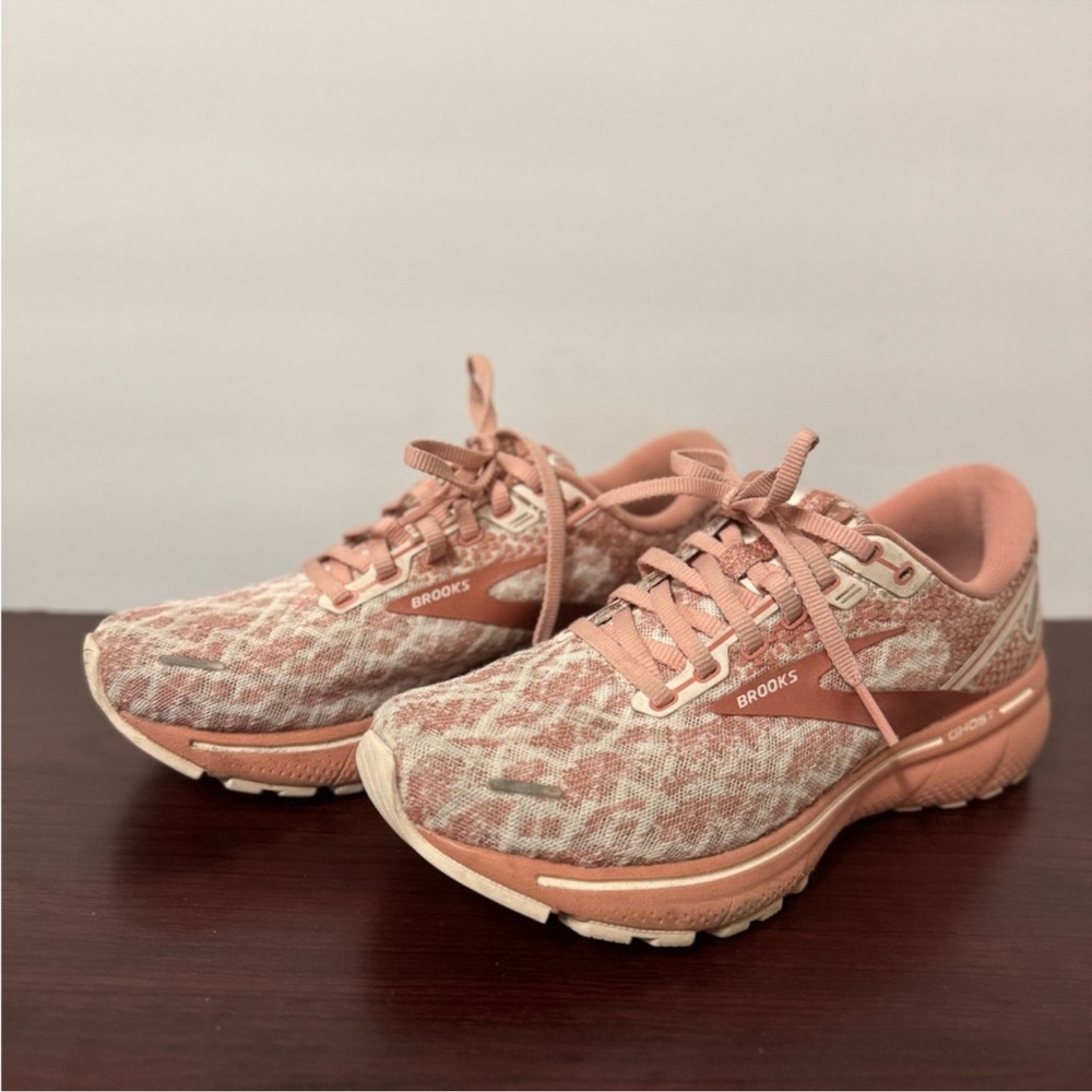 Brooks Ghost 14 Rose Gold Women's Sneakers